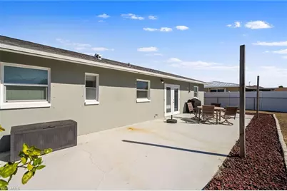 922 SE 27th Ter, Cape Coral, FL 33904 - Photo 29