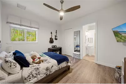 27153 Barefoot Ln, Bonita Springs, FL 34135 - Photo 29