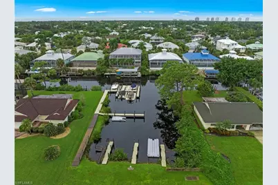 27153 Barefoot Ln, Bonita Springs, FL 34135 - Photo 47