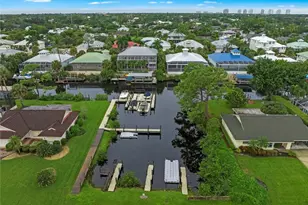 27153 Barefoot Ln, Bonita Springs, FL 34135 - Photo 47