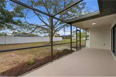 306 SE 18th Ter, Cape Coral, FL 33990 - Photo 17