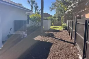 2264 Outrigger Ln, Naples, FL 34104 - Photo 19