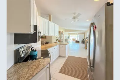 3356 Cayman Ln, Naples, FL 34119 - Photo 13