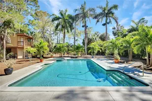 5660 English Oaks Ln, Naples, FL 34119 - Photo 7