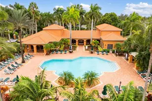 1180 Wildwood Lakes Blvd, Naples, FL 34104 - Photo 27