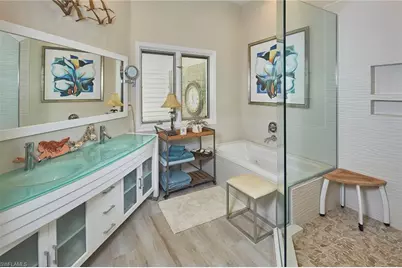 4062 Crayton Rd #F5, Naples, FL 34103 - Photo 11