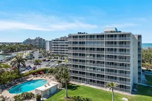 5 Bluebill Ave, Naples, FL 34108 - Photo 3