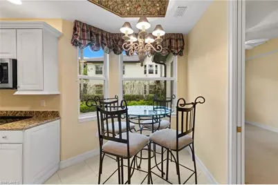6073 Ashford Ln #802, Naples, FL 34110 - Photo 7