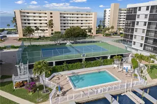 10420 Gulf Shore Dr, Naples, FL 34108 - Photo 3