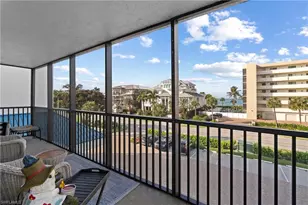 10420 Gulf Shore Dr, Naples, FL 34108 - Photo 31