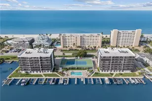 10420 Gulf Shore Dr, Naples, FL 34108 - Photo 1