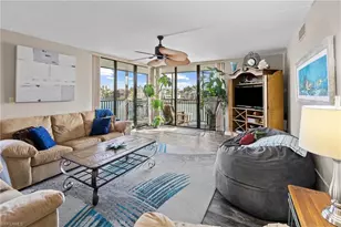 10420 Gulf Shore Dr, Naples, FL 34108 - Photo 17