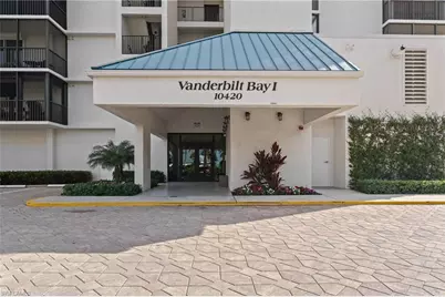 10420 Gulf Shore Dr #121, Naples, FL 34108 - Photo 5