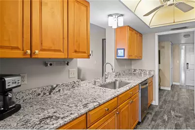 10420 Gulf Shore Dr #121, Naples, FL 34108 - Photo 11