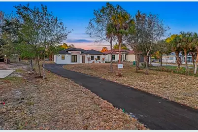 2657 2nd Ave SE, Naples, FL 34117 - Photo 23