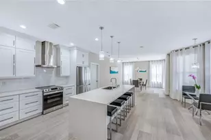 8260 Laurel Lakes Blvd, Naples, FL 34119 - Photo 11