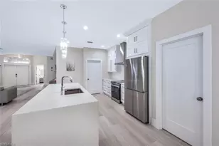 8260 Laurel Lakes Blvd, Naples, FL 34119 - Photo 15