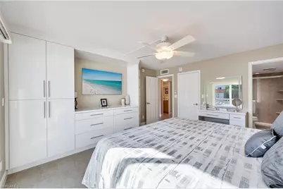 3000 Gulf Shore Blvd N #212, Naples, FL 34103 - Photo 9