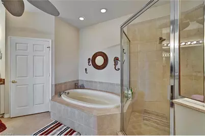 16560 Goldenrod Ln #202, Alva, FL 33920 - Photo 19