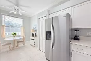 8555 Naples Heritage Dr, Naples, FL 34112 - Photo 5