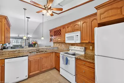 3450 Frosty Way #5210, Naples, FL 34112 - Photo 7