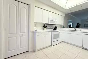 8600 Naples Heritage Dr, Naples, FL 34112 - Photo 3