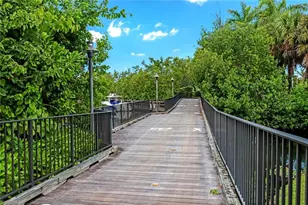 1351 Curlew Ave, Naples, FL 34102 - Photo 37