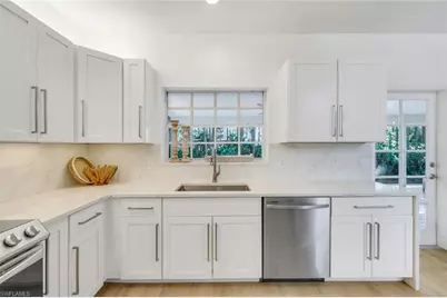 24099 Rodas Dr, Bonita Springs, FL 34135 - Photo 11