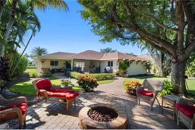 10249 Boca Cir, Naples, FL 34109 - Photo 35