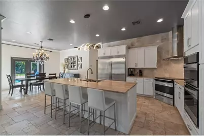 5420 Boxwood Way, Naples, FL 34116 - Photo 9
