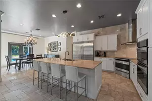5420 Boxwood Way, Naples, FL 34116 - Photo 9