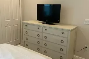 2555 Seychelles Dr, Naples, FL 34112 - Photo 11