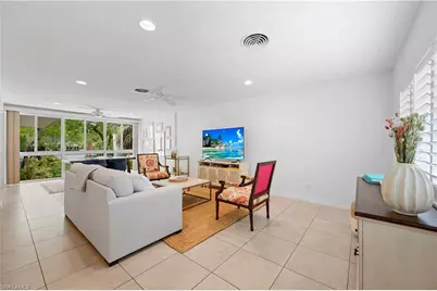 1340 Crayton Rd #4, Naples, FL 34102 - Photo 13