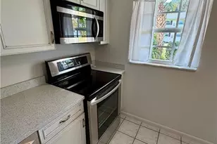 3325 Airport Rd N, Naples, FL 34105 - Photo 5