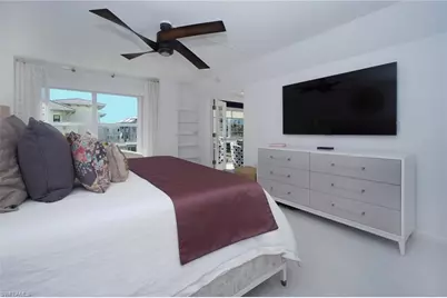 1900 Gulf Shore Blvd N #303, Naples, FL 34102 - Photo 17