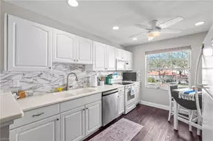 541 Windsor Sq, Naples, FL 34104 - Photo 5