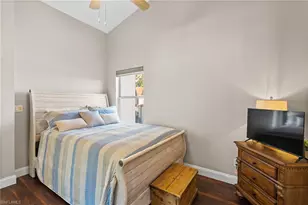 541 Windsor Sq, Naples, FL 34104 - Photo 23