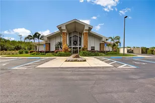 10460 Washingtonia Palm Way, Fort Myers, FL 33966 - Photo 43