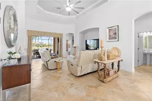 8095 Piedmont Dr, Naples, FL 34104 - Photo 9