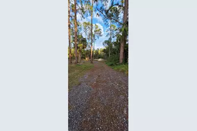 598 2nd St SE, Naples, FL 34117 - Photo 11