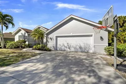 297 Sawgrass Ct, Naples, FL 34110 - Photo 31