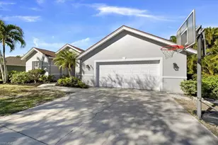 297 Sawgrass Ct, Naples, FL 34110 - Photo 31