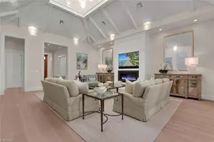 2250 Crayton Rd, Naples, FL 34103 - Photo 19