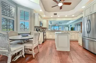 4722 Stratford Ct, Naples, FL 34105 - Photo 7