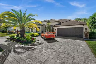 985 Spanish Moss Trail, Naples, FL 34108 - Photo 45