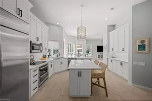 985 Spanish Moss Trail, Naples, FL 34108 - Photo 13