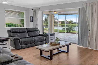 11239 Lakeland Cir, Fort Myers, FL 33913 - Photo 7