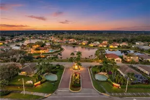 11239 Lakeland Cir, Fort Myers, FL 33913 - Photo 37