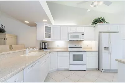 6830 Beach Resort Dr #12, Naples, FL 34114 - Photo 5