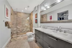 508 Courtside Dr, Naples, FL 34105 - Photo 9